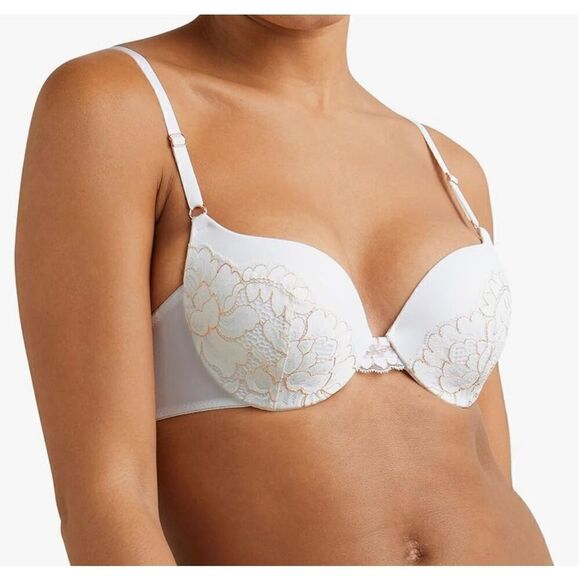 Maidenform Women's Love the Lift Underwire Demi Bra,With Push-up Cups - Picture 1 of 5